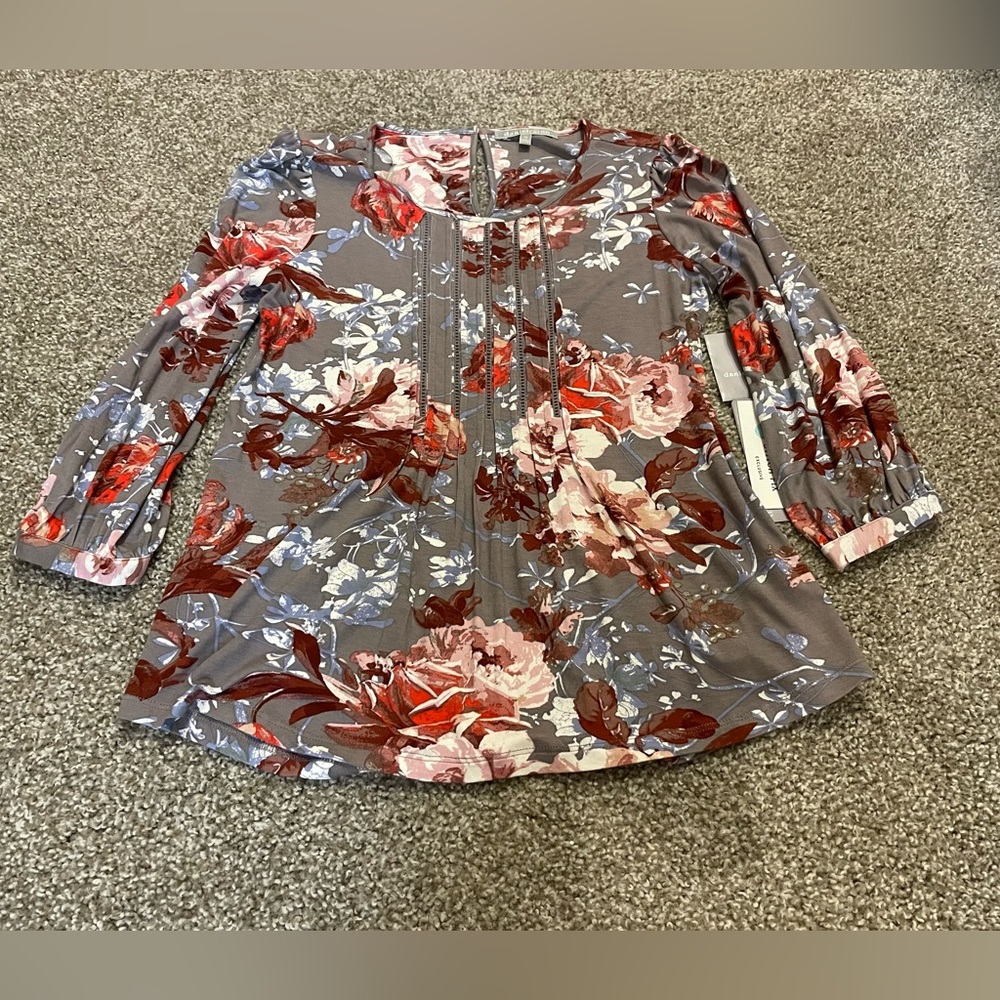 NWT Stitch Fix Exclusive DanielRainn Top